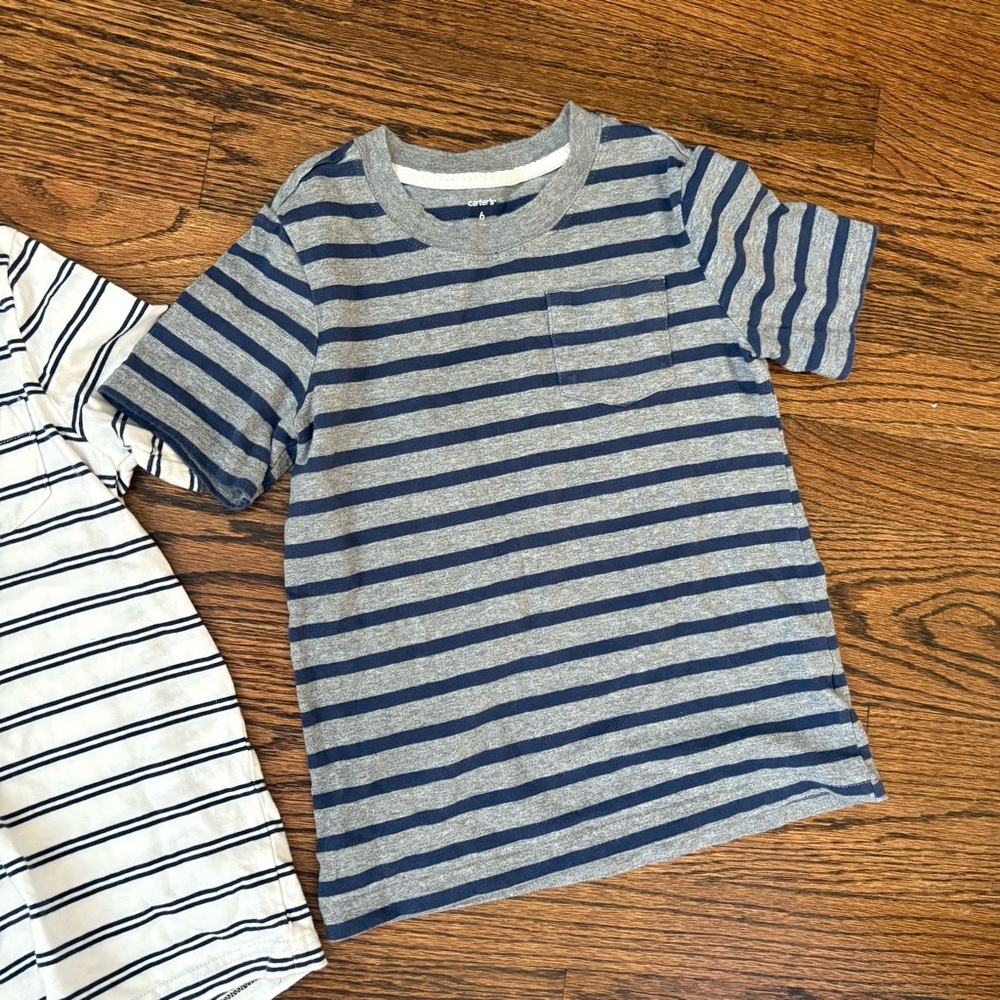 Carters Set of Three Boys T-Shirts - Size 6 - Picture 5 of 6